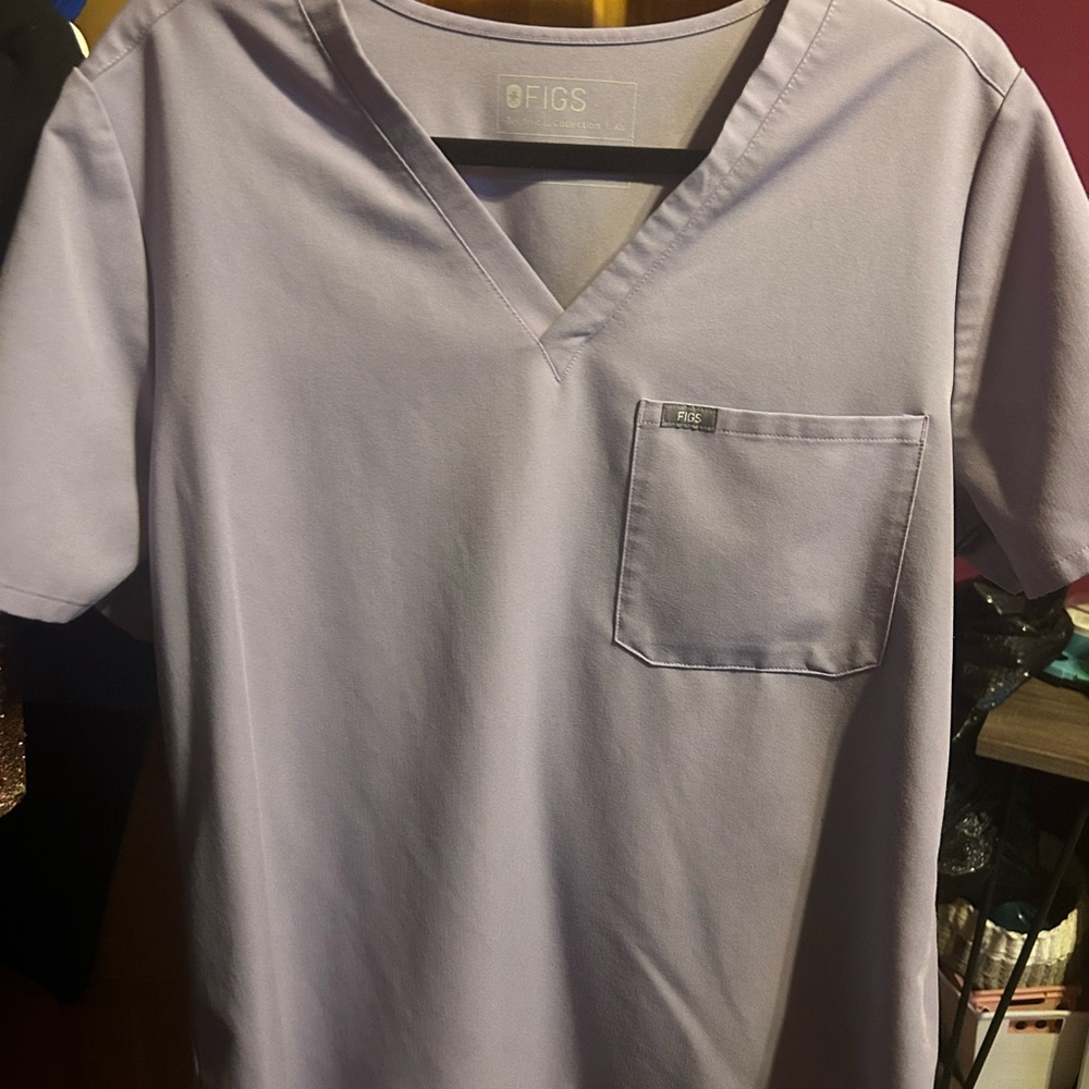 Figs Lilac Dawn Scrub Top